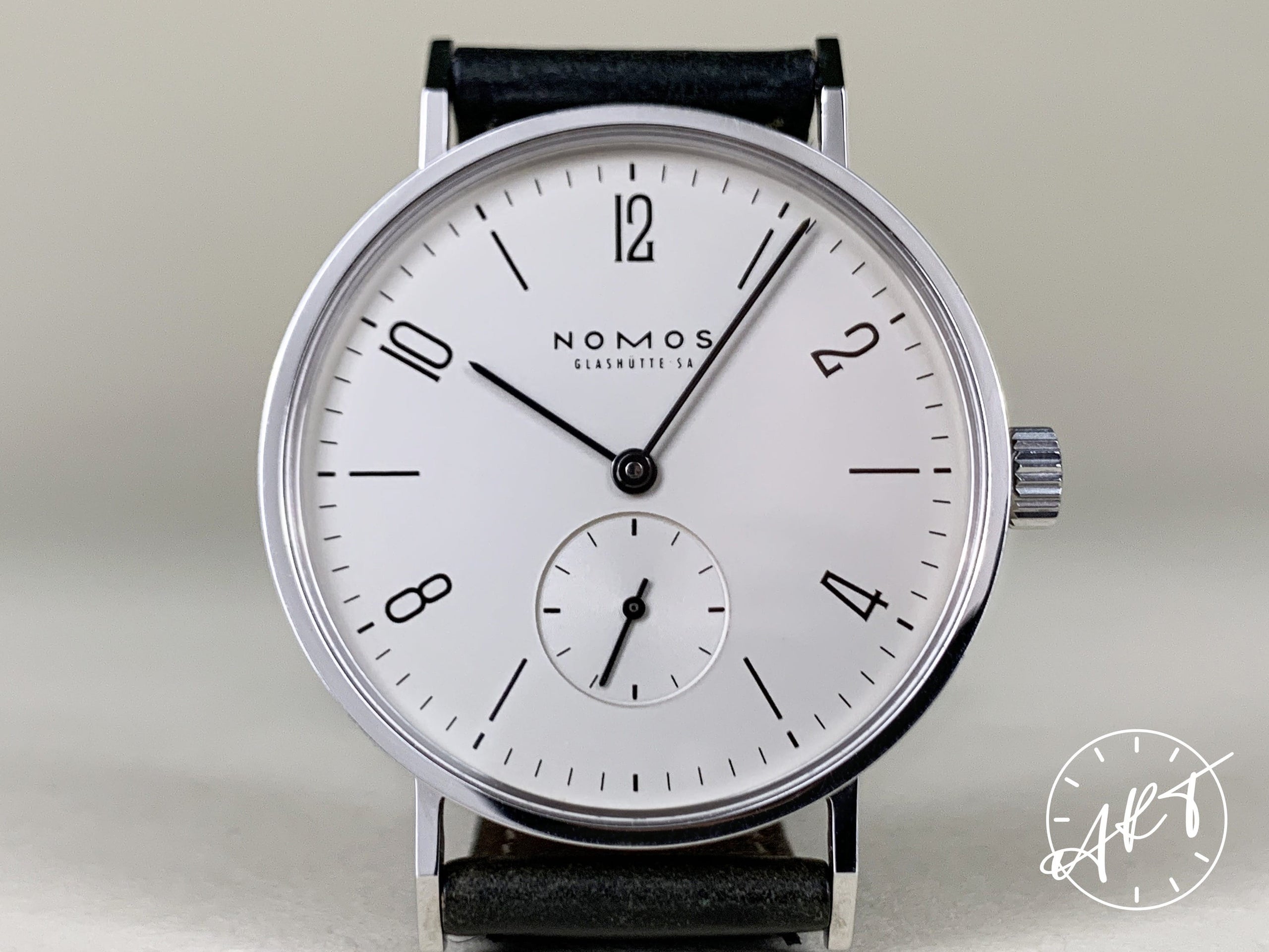 Nomos hot sale tangente 101